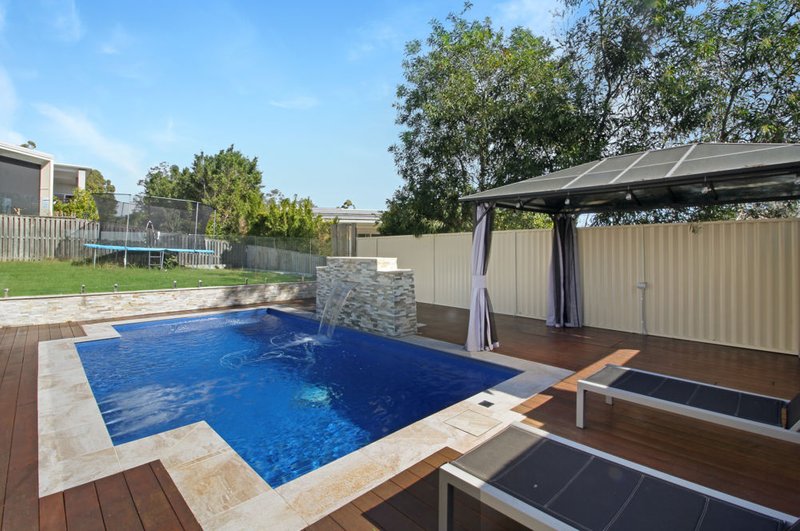 Photo - 24 Scoparia Drive, Brookwater QLD 4300 - Image 24