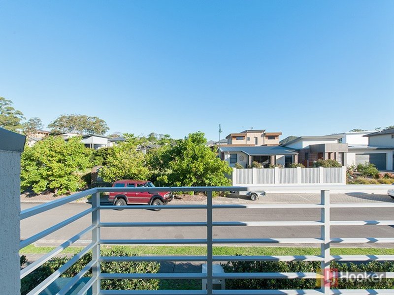 Photo - 24 Seaspray Avenue, Nelson Bay NSW 2315 - Image 10