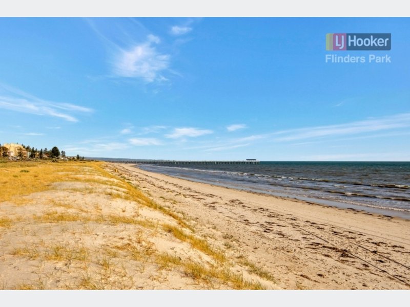 Photo - 24 Seaview Road, Tennyson SA 5022 - Image 3