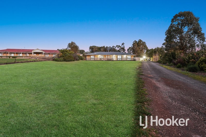 Photo - 24 Settlers Rise, Drouin VIC 3818 - Image 24