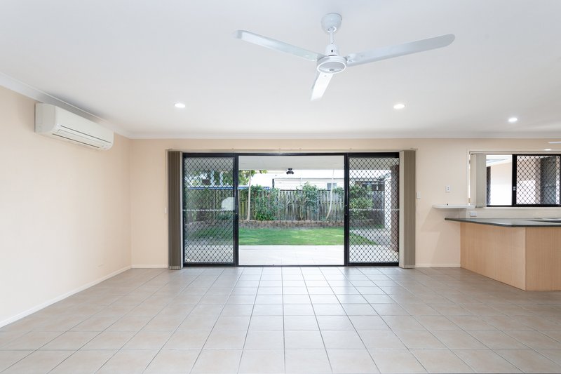 Photo - 24 Seville Circuit, Burleigh Waters QLD 4220 - Image 12