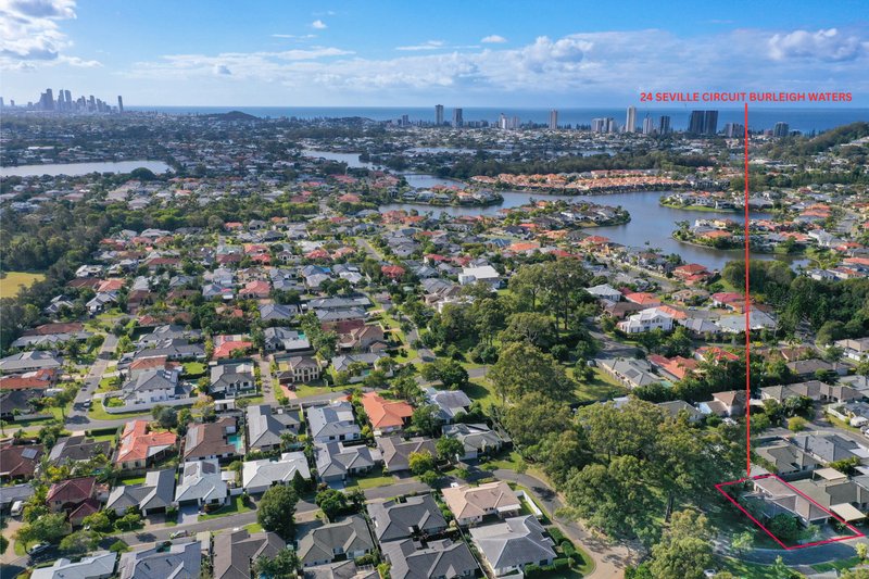 Photo - 24 Seville Circuit, Burleigh Waters QLD 4220 - Image 15