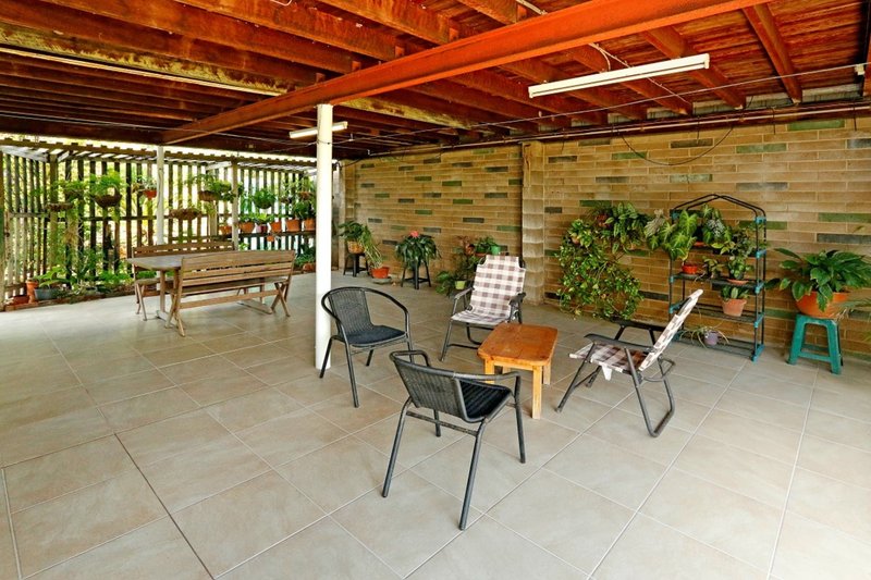 Photo - 24 Sheehan Avenue, Wandal QLD 4700 - Image 10