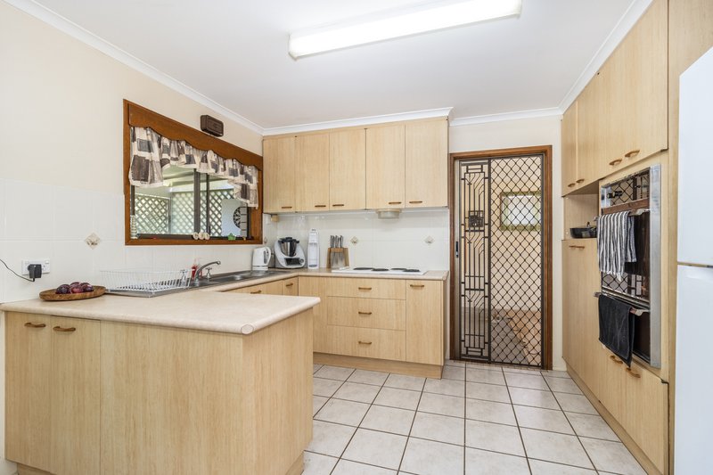 Photo - 24 Shoreham St , Pialba QLD 4655 - Image 6