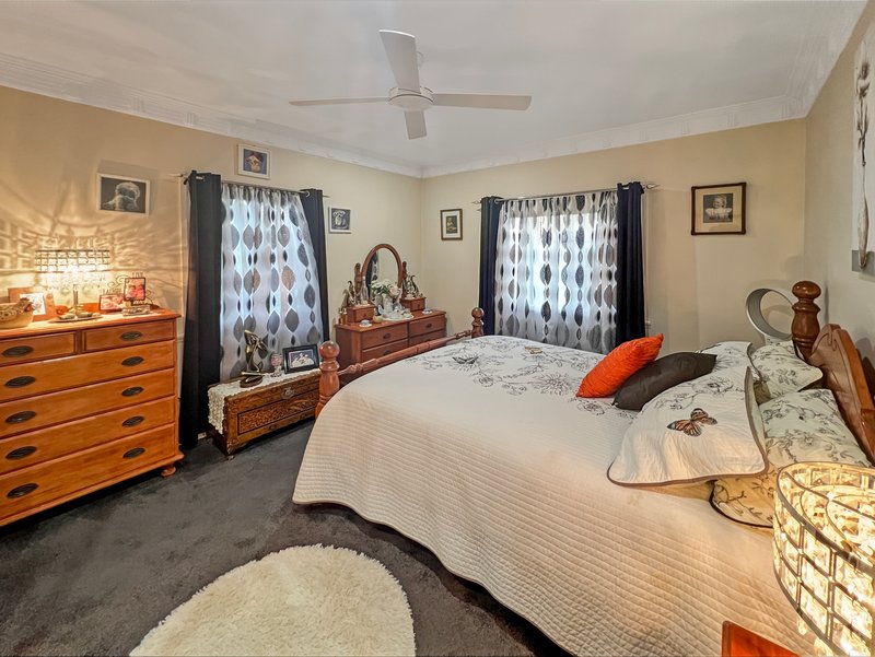 Photo - 24 Short Street, Esk QLD 4312 - Image 4