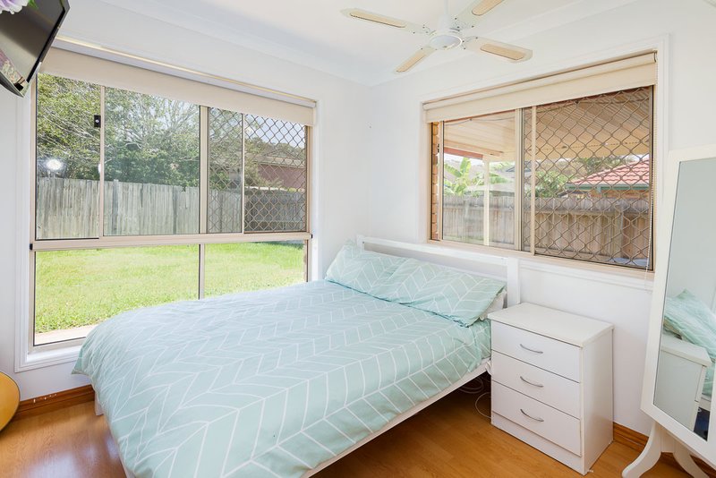 Photo - 24 Sidney Nolan Drive, Coombabah QLD 4216 - Image 8