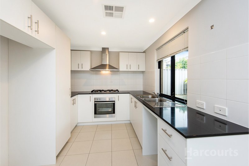 Photo - 2/4 Skipper Crescent, Success WA 6164 - Image 3