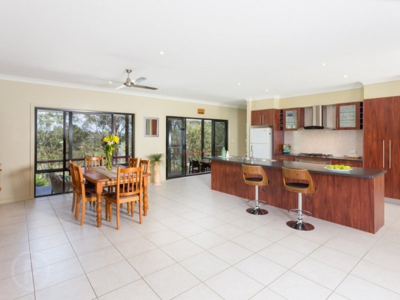 Photo - 24 Solander Court, Karana Downs QLD 4306 - Image 6