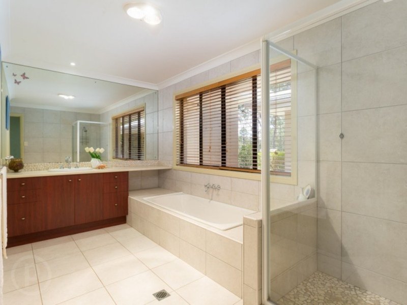 Photo - 24 Solander Court, Karana Downs QLD 4306 - Image 11