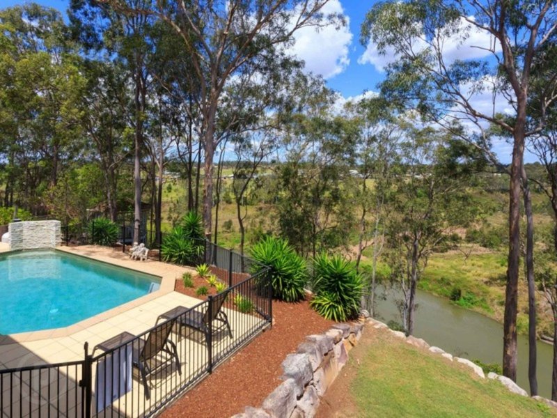 Photo - 24 Solander Court, Karana Downs QLD 4306 - Image 12