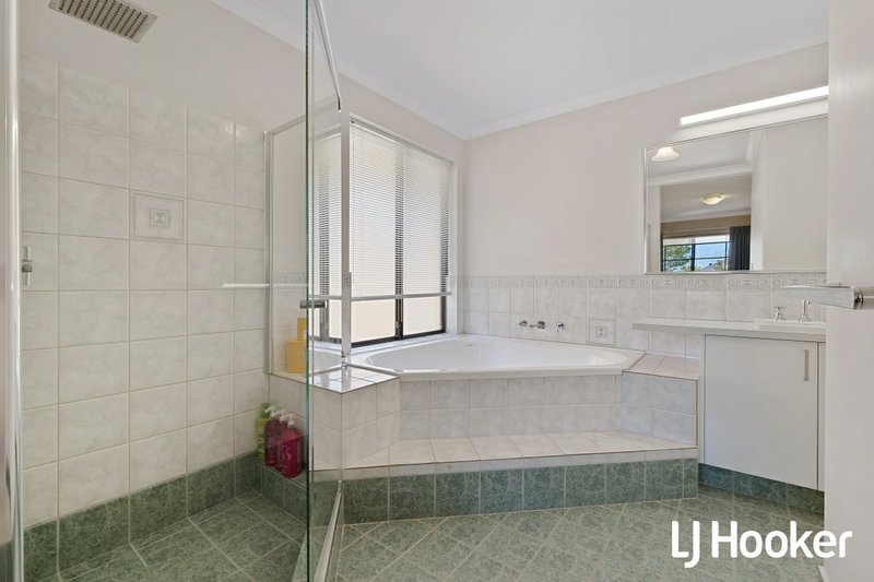 Photo - 24 Solway Green, Canning Vale WA 6155 - Image 14