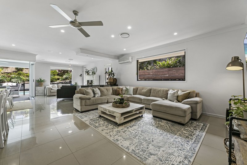 Photo - 24 Sormano Street, Reedy Creek QLD 4227 - Image 7