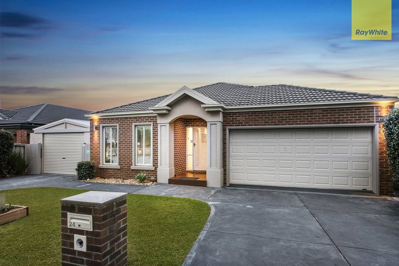 24 Southgate Drive, Berwick VIC 3806