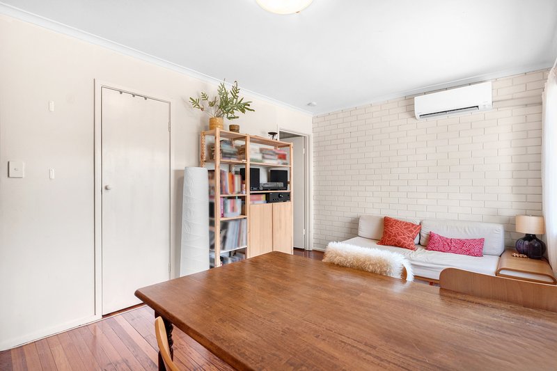 Photo - 2/4 St Bernards Street, Alphington VIC 3078 - Image 6