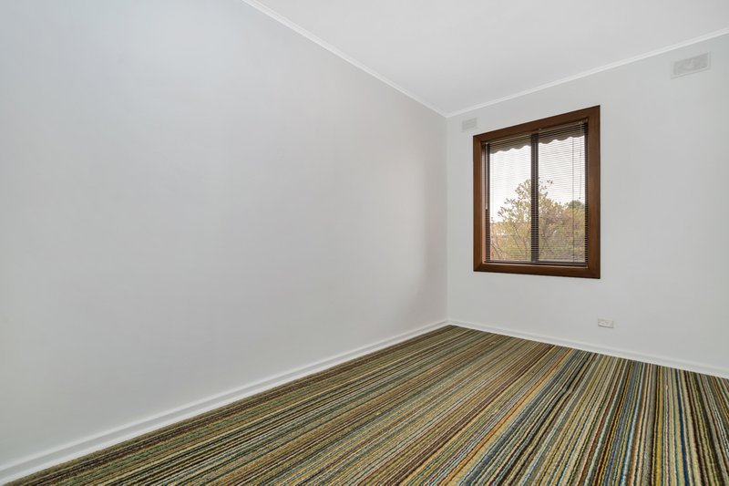 Photo - 24 St Leonard Crescent, Elizabeth Downs SA 5113 - Image 7