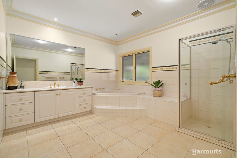 Photo - 24 St Muir Drive, Warrandyte VIC 3113 - Image 12