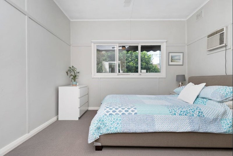 Photo - 24 Stanley Street, Blacktown NSW 2148 - Image 3