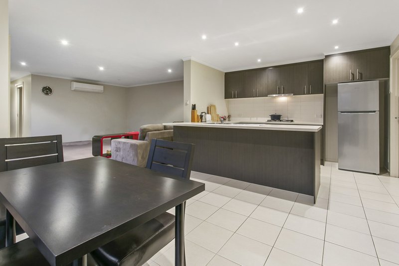 Photo - 24 Steven Street, Dandenong VIC 3175 - Image 2