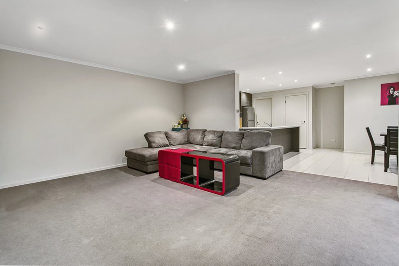 Photo - 24 Steven Street, Dandenong VIC 3175 - Image 4