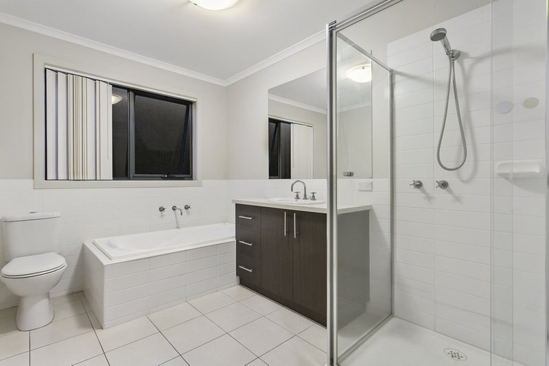 Photo - 24 Steven Street, Dandenong VIC 3175 - Image 6