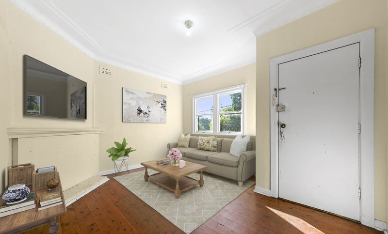 Photo - 24 Stimson Street, Guildford NSW 2161 - Image 2