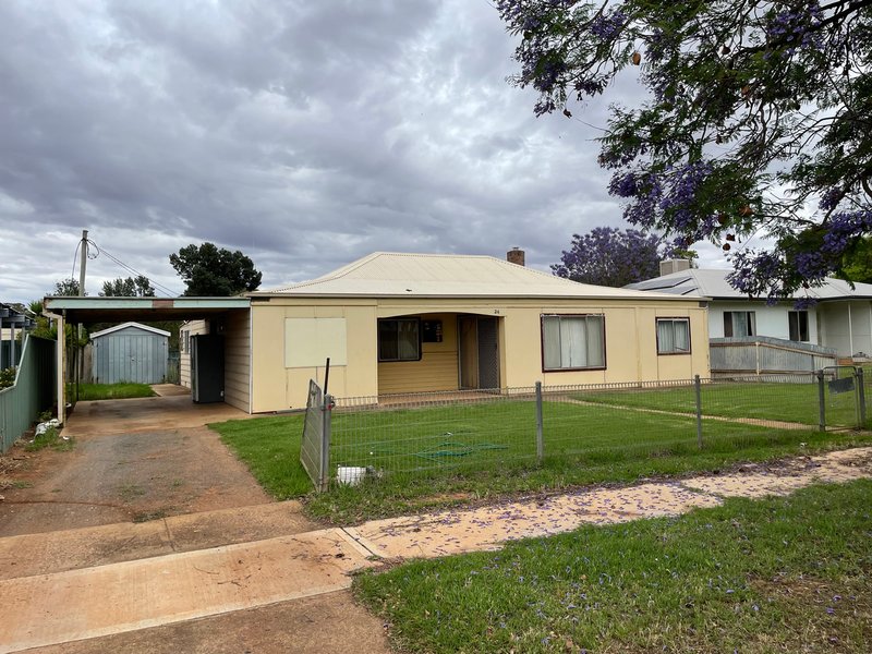 24 Stipa Street, Goolgowi NSW 2652