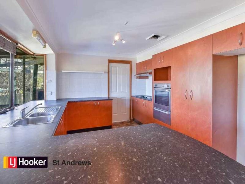 Photo - 24 Stranraer Drive, St Andrews NSW 2566 - Image 5