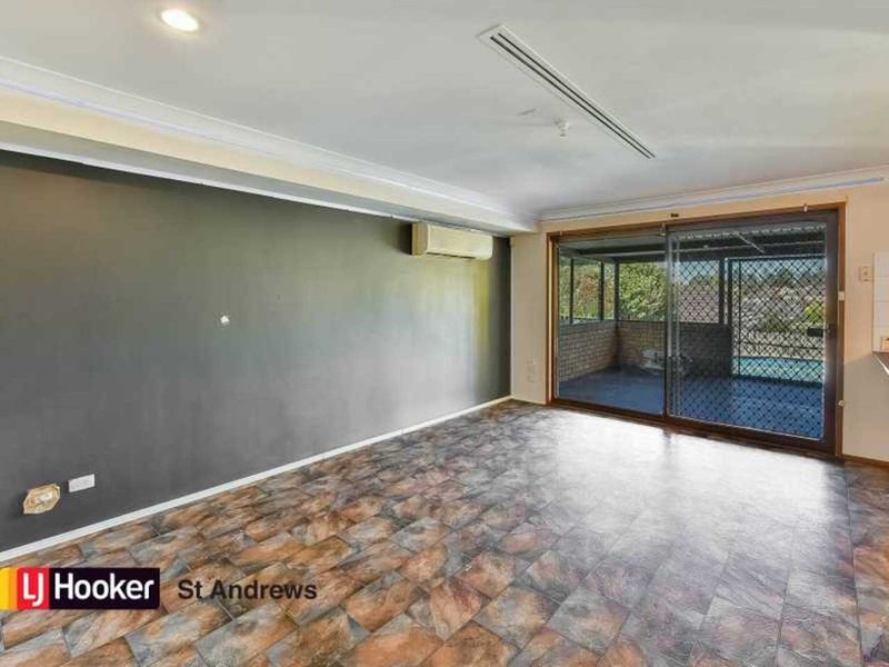 Photo - 24 Stranraer Drive, St Andrews NSW 2566 - Image 6