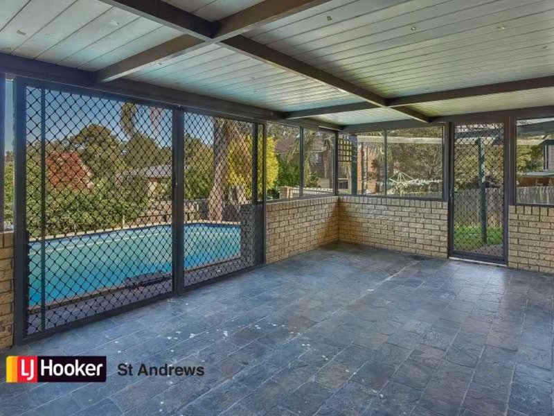 Photo - 24 Stranraer Drive, St Andrews NSW 2566 - Image 12