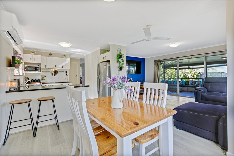 Photo - 24 Stuart Place, Nambour QLD 4560 - Image 5