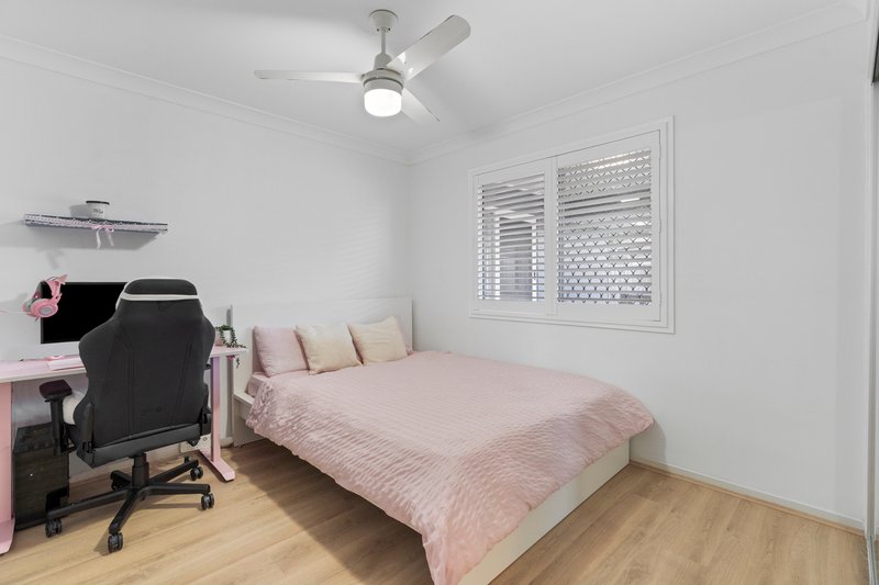 Photo - 24 Summit Parade, Bahrs Scrub QLD 4207 - Image 8