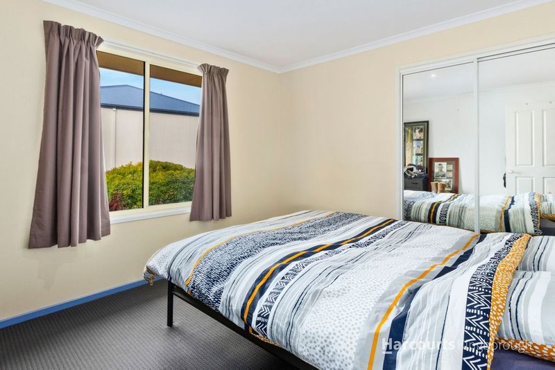 Photo - 24 Suncoast Drive, Blackmans Bay TAS 7052 - Image 13