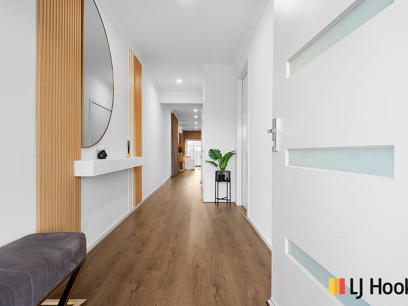 Photo - 24 Sunflower Drive, Beveridge VIC 3753 - Image 2