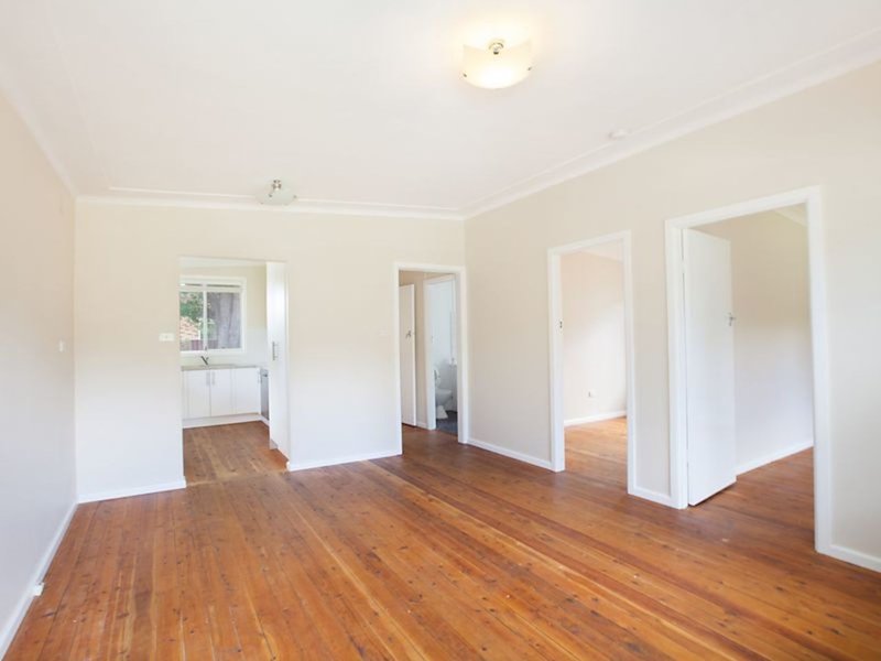 Photo - 24 Sunrise Avenue, Budgewoi NSW 2262 - Image 6