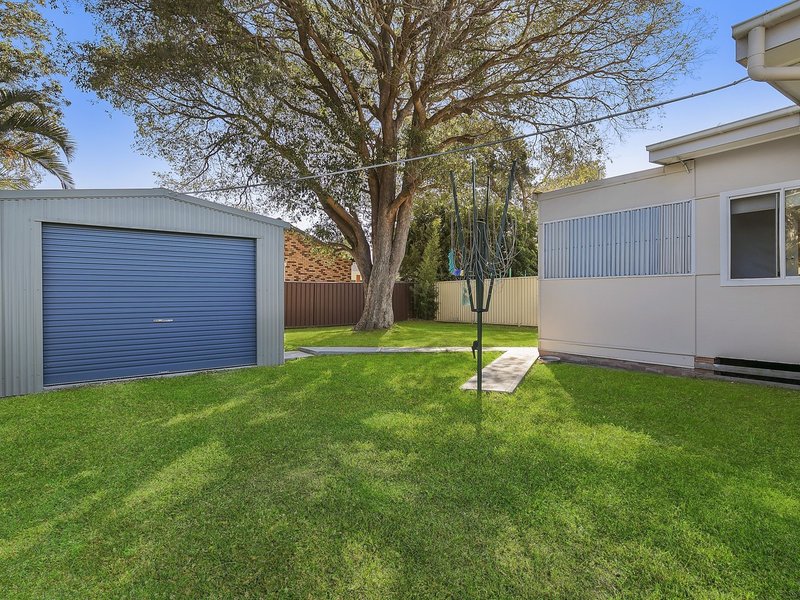 Photo - 24 Sunrise Avenue, Budgewoi NSW 2262 - Image 7