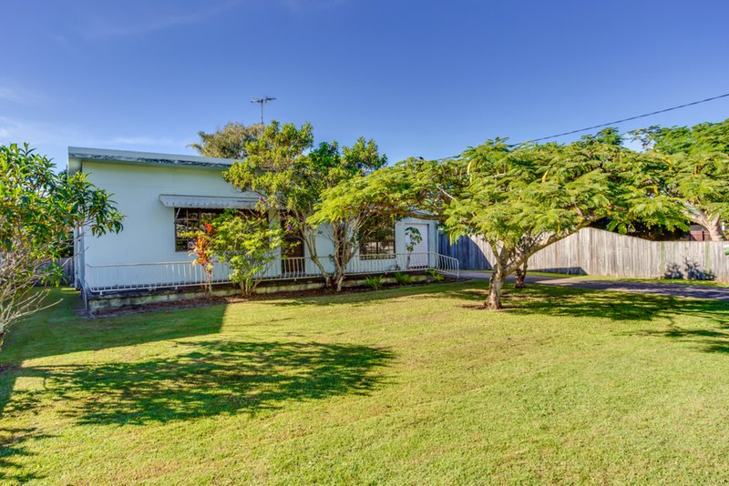 24 Sunshine Ave , Tweed Heads South NSW 2486