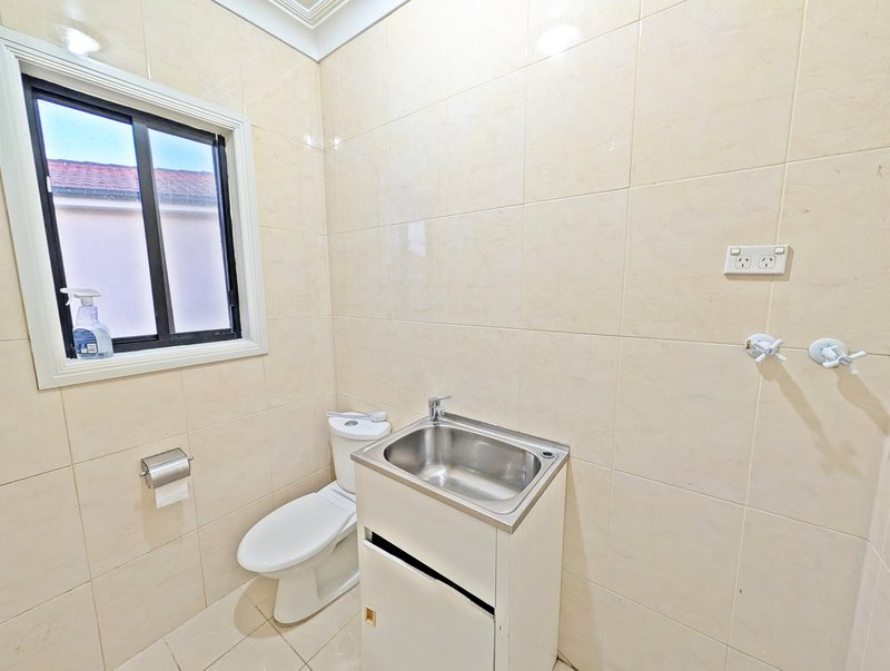 Photo - 24 Sutherland Street, Canley Heights NSW 2166 - Image 3