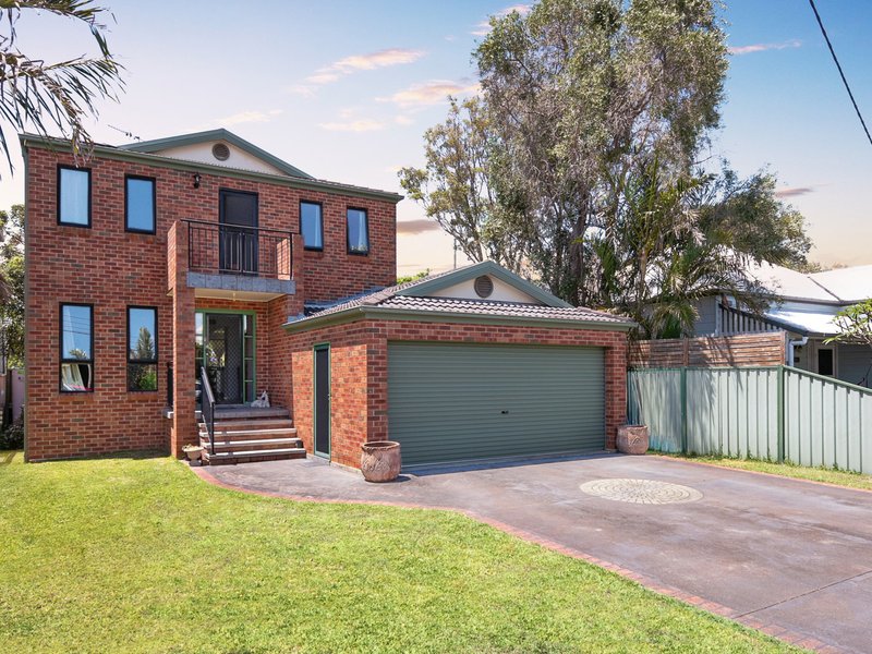 24 Swan Street, Marks Point NSW 2280