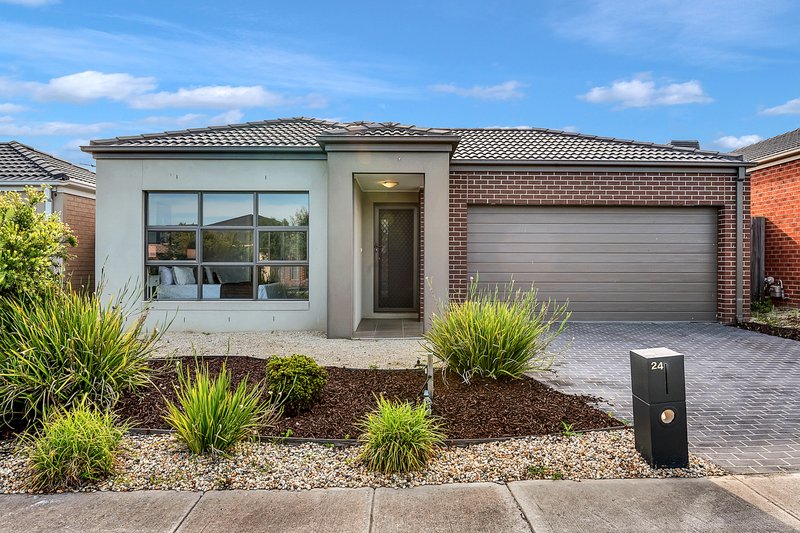 Photo - 24 Taormina Street, Greenvale VIC 3059 - Image 2