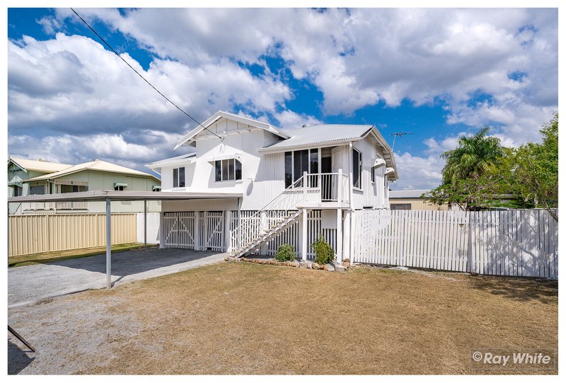 Photo - 24 Thackeray Street, Park Avenue QLD 4701 - Image 2