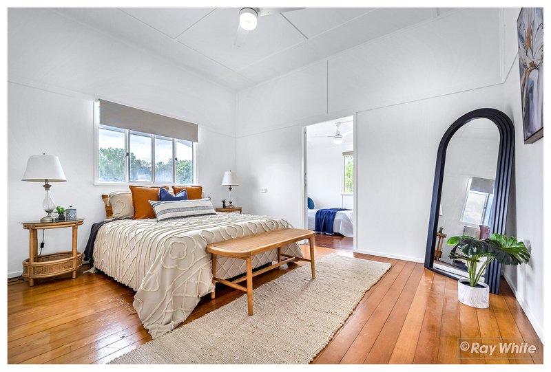 Photo - 24 Thackeray Street, Park Avenue QLD 4701 - Image 12