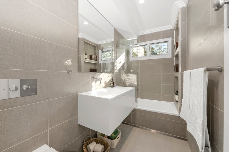 Photo - 24 The Avenue, Rose Bay NSW 2029 - Image 8