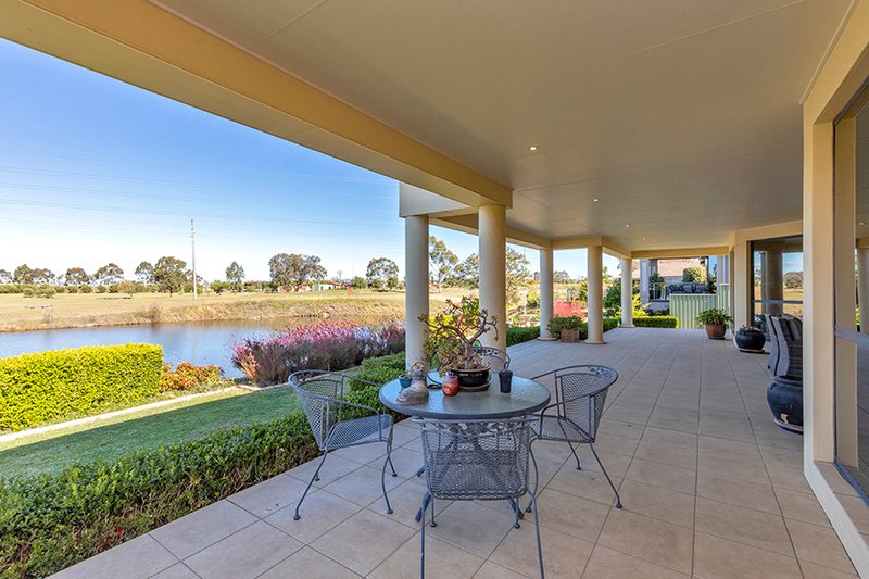 Photo - 24 The Grange, Tamworth NSW 2340 - Image 16