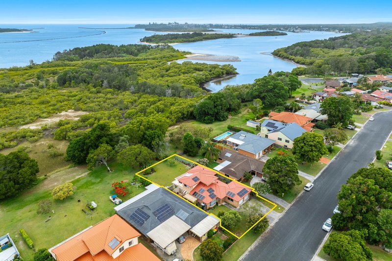 Photo - 24 The Peninsula , Yamba NSW 2464 - Image 15