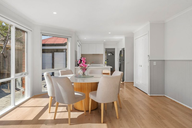 Photo - 24 Theodore Terrace, Berwick VIC 3806 - Image 6