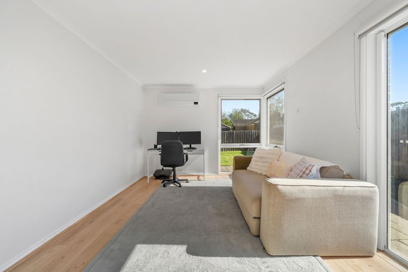 Photo - 24 Theodore Terrace, Berwick VIC 3806 - Image 8