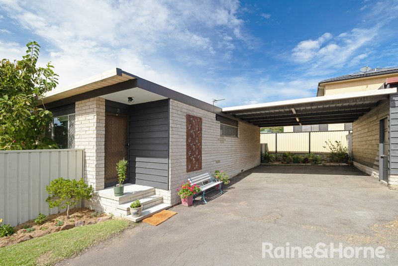 Photo - 2/4 Third Street, Cardiff South NSW 2285 - Image 2