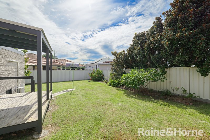 Photo - 2/4 Third Street, Cardiff South NSW 2285 - Image 11