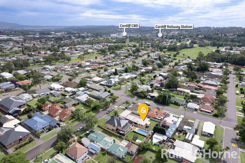 Photo - 2/4 Third Street, Cardiff South NSW 2285 - Image 14