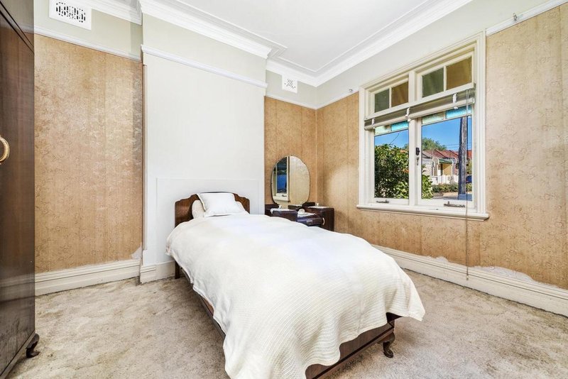 Photo - 24 Thorby Avenue, Leichhardt NSW 2040 - Image 4